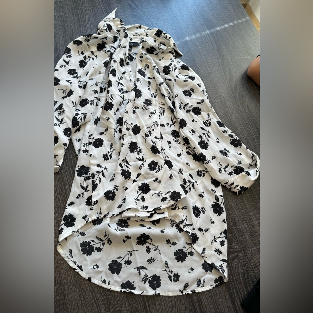 Black and white flower dress shirt